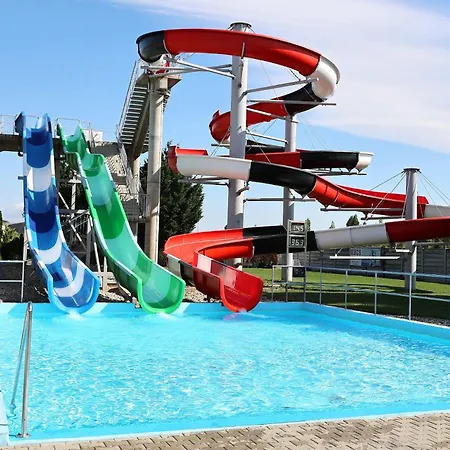 Dominant With Free Parking For Preregistered Drivers & Garage With Cctv 3* 布拉迪斯拉发