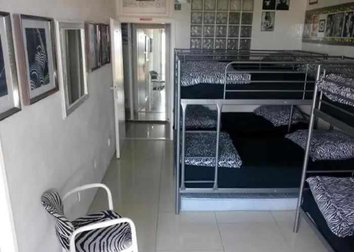 Dominant With Free Parking For Preregistered Drivers & Garage With Cctv Bratislava