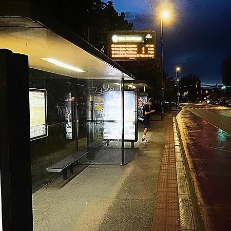 Dominant With Free Parking For Preregistered Drivers & Garage With Cctv بيت ضيافة 3*