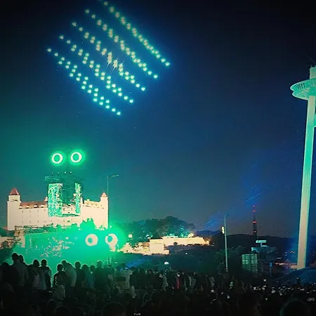 Dominant With Free Parking For Preregistered Drivers & Garage With Cctv