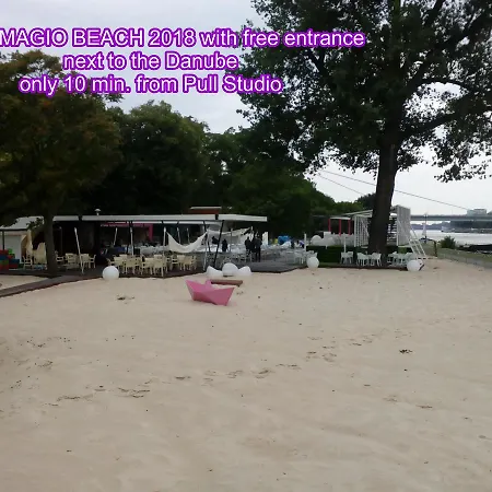 Dominant With Free Parking For Preregistered Drivers & Garage With Cctv 3* براتسيلافا