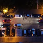 Dominant With Free Parking For Preregistered Drivers & Garage With Cctv